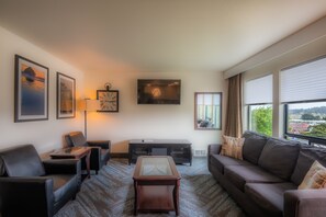 Living area - Bandon Inn (Bandon)
