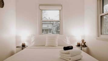 3 chambres, fer et planche à repasser, Wi-Fi, draps fournis