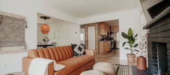 CITY COTTAGE, CITY COTTAGE GETWAY, FENCE BACKYARD