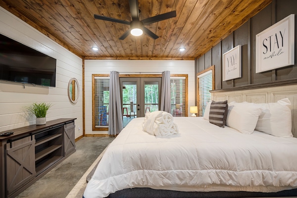 4 camere, Wi-Fi gratuito, lenzuola