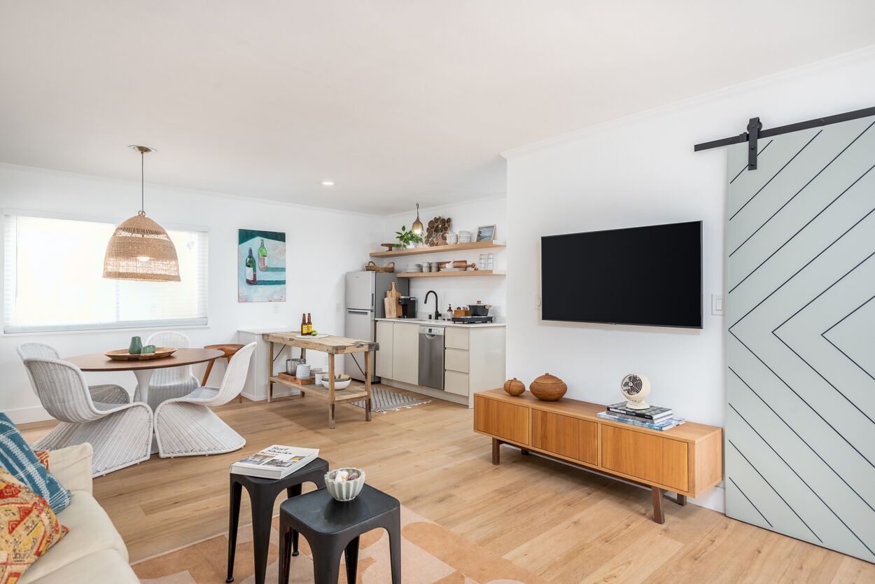 Newly renovated stylish beach flat steps to the beach