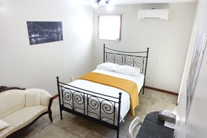5 habitaciones, escritorio, tabla de planchar con plancha y wifi gratis 