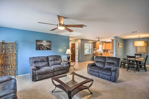 TV, video games - Fort Myers Getaway w/ Grill & Outdoor Oasis! (Fort Myers)
