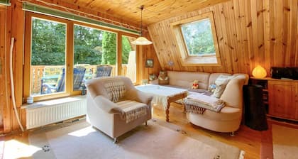 Beautiful private villa for 3 people with WIFI, TV, patio and parking
