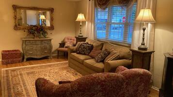 Smart TV, DVD player, books, video library
