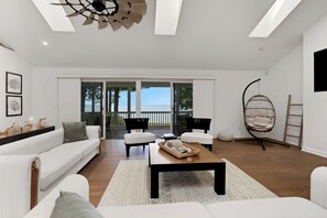 تلفزيون، مدفأة