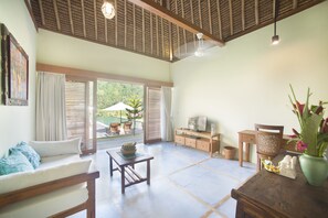 Villa – exclusive, 4 soverom | Oppholdsrom | En 40-tommers Flatskjerm-TV med digitale kanaler samt DVD-spiller