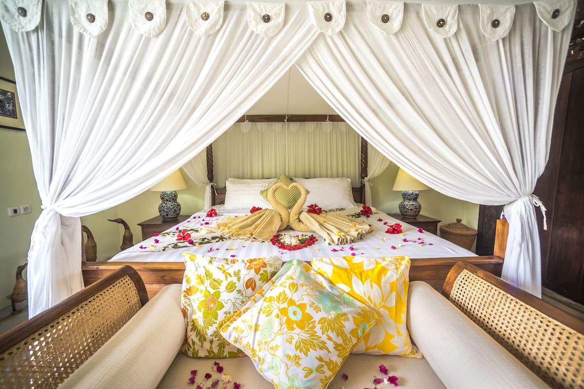4 phòng ngủ, minibar, két bảo mật tại phòng, bàn