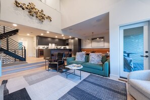 Smart TV, fireplace, DVD player, stereo - July 4th Getaway Sale — Celebrate in Park City (Park City)