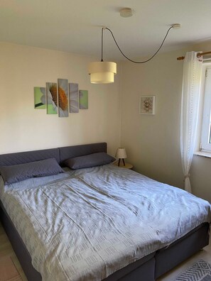 1 Schlafzimmer, Reisekinderbett, WLAN