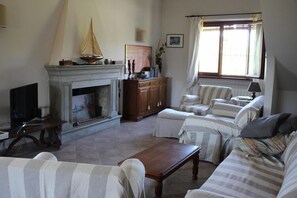 Smart TV, tavolo da calcetto