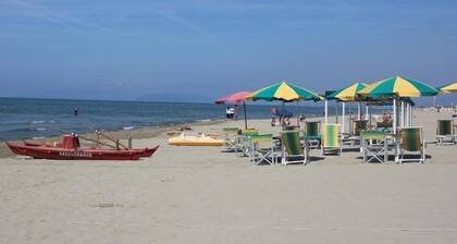 Holiday House in Versilia with Pool & Beaches