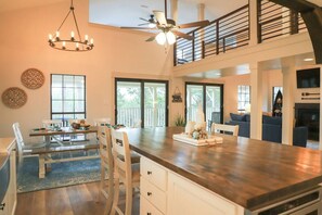 Dining - 3-Story Lake View Home | Game Room | Sleeps 14!!!! (Lago Vista)
