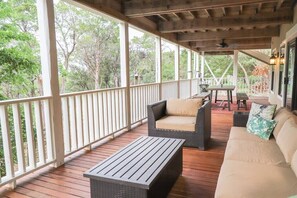 Terrace/patio - 3-Story Lake View Home | Game Room | Sleeps 14!!!! (Lago Vista)