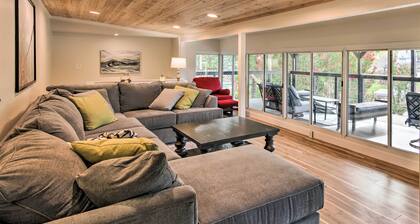 Dock, Deck & Boat Slip: Lakefront Eucha Home