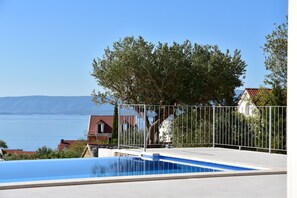 Piscine extérieure, piscine chauffée