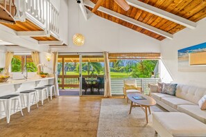 TV, DVD player, books, video library - Beautiful, Airy 1 Br 1.5 Ba Condo Golf Course View, Pool, Hot tub (209A) (Princeville)