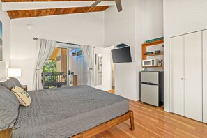 1 chambre, fer et planche à repasser, Wi-Fi, draps fournis