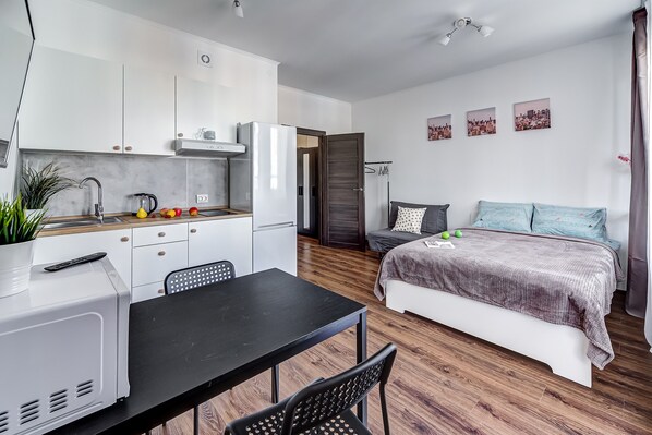 Basic-Apartment | 1 Schlafzimmer, Bügeleisen/Bügelbrett, Babybetten, kostenloses WLAN