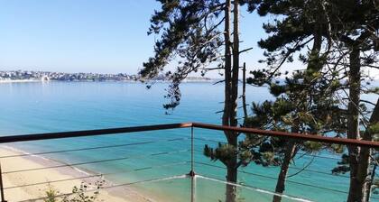 Appartement 6 personnes avec terrasse - vue exceptionnelle sur la mer