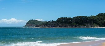 Pearl Beach Semi - 2 min to sand & sea – Wattle