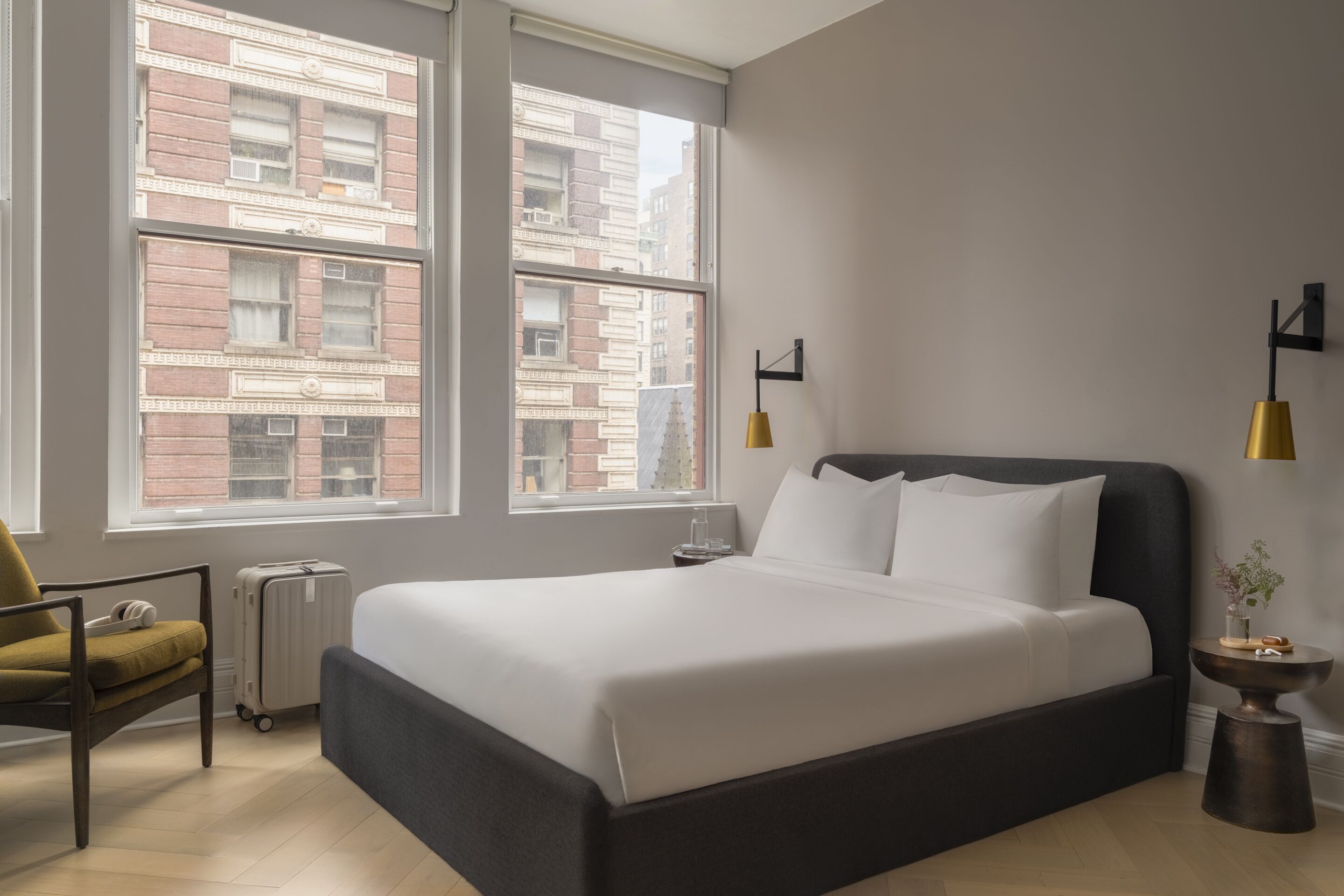 Sonder Flatiron | Queen Room+