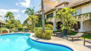 Unclassified image, 2 of 25, button - Lagoon Views with Beach Access, Pool and Patio (Cancún Q.R)