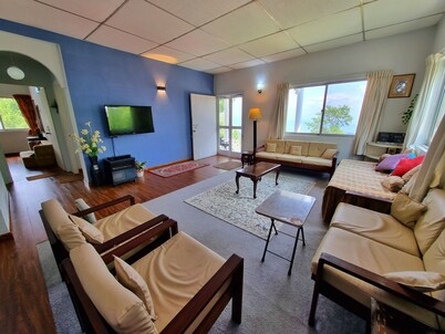 Peaceful Private Cottage with Mountain View in Khaira Gali, Murree