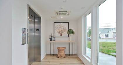 Luxury Condo at Harbourtown right on Historic Plymouth Harbor by the Mayflower