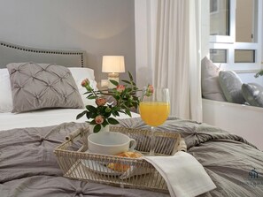 3 slaapkamers, een strijkplank/strijkijzer, internet, beddengoed