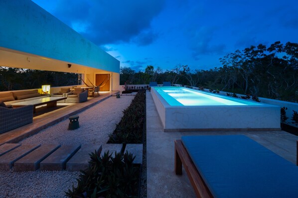 Outdoor pool, a heated pool