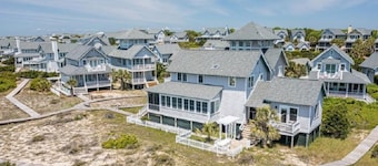Ocean Front Pet Friendly Steps to Beach Shoals and BHI Club 2023 Renovation
