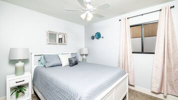 4 bedrooms, desk, iron/ironing board, travel crib