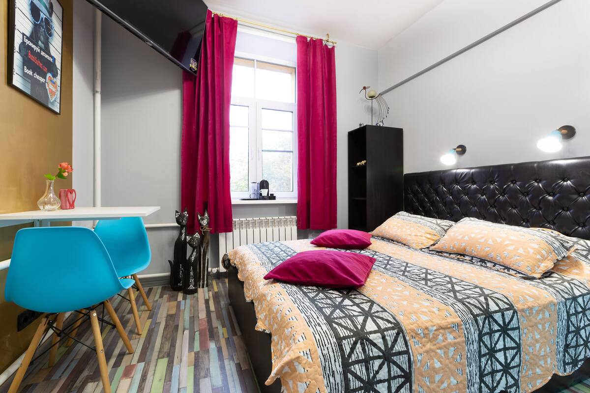 Comfort Studio, 1 Bedroom, Non Smoking, Kitchenette | Iron/ironing board, free WiFi