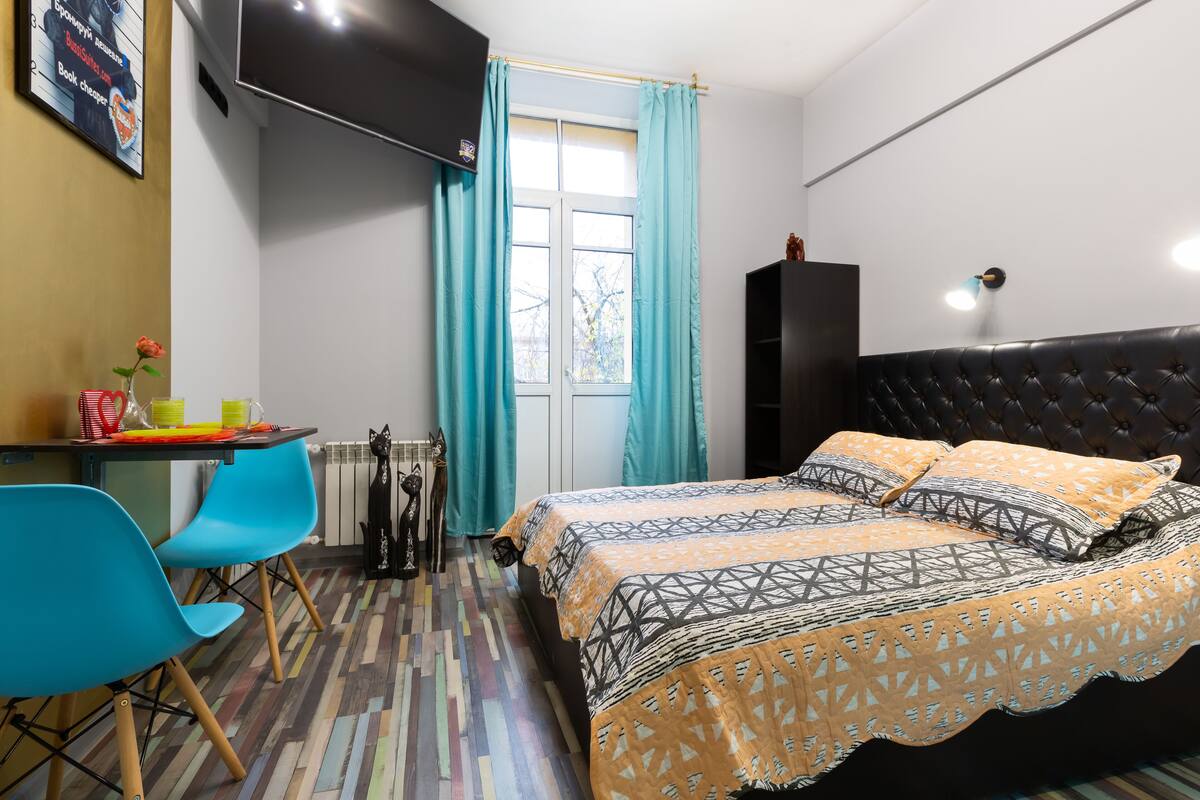 Panoramic Studio, 1 Bedroom, Non Smoking, Kitchenette | Iron/ironing board, free WiFi