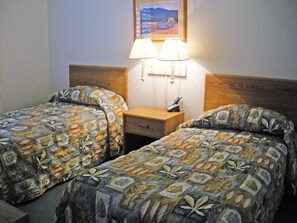 2 bedrooms, iron/ironing board, bed sheets