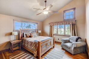 4 chambres, literie de qualité supérieure, fer et planche à repasser