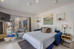 Iron/ironing board, free WiFi, bed sheets - Studio Head-turning Style & Extraordinary Location (Oranjestad)