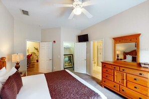 3 bedrooms, in-room safe, iron/ironing board, free WiFi