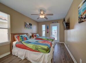 3 bedrooms, iron/ironing board, free WiFi, bed sheets