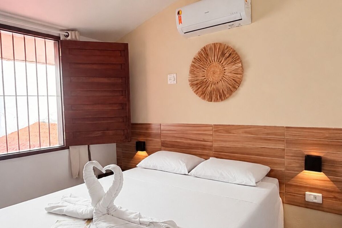 Minibar y ropa de cama 