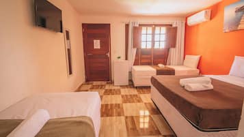 Economy-Vierbettzimmer | Minibar