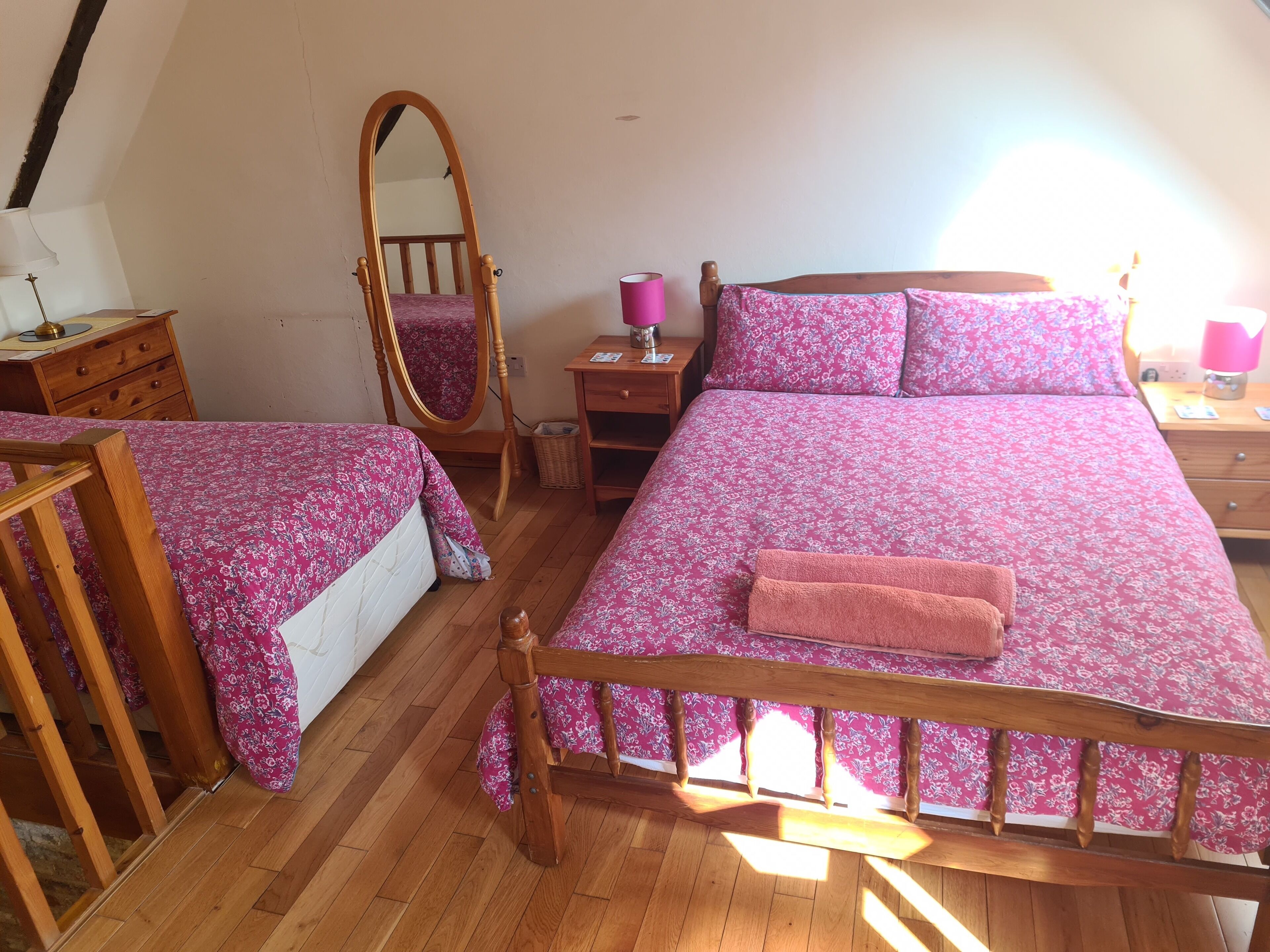 1 bedroom, iron/ironing board, free WiFi, bed sheets