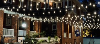 The Uptown - King Suite on Abbeville's Historic Square