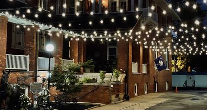 The lofts at Court Square- Historical brick town square