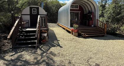 Sheep Camp - Steel and Wool Rustic Hideaway