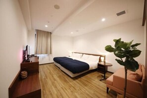 Deluxe Twin Room, 2 Semi-double Beds, Non Smoking (1 sofa) | In-room safe, desk, blackout curtains, free WiFi
