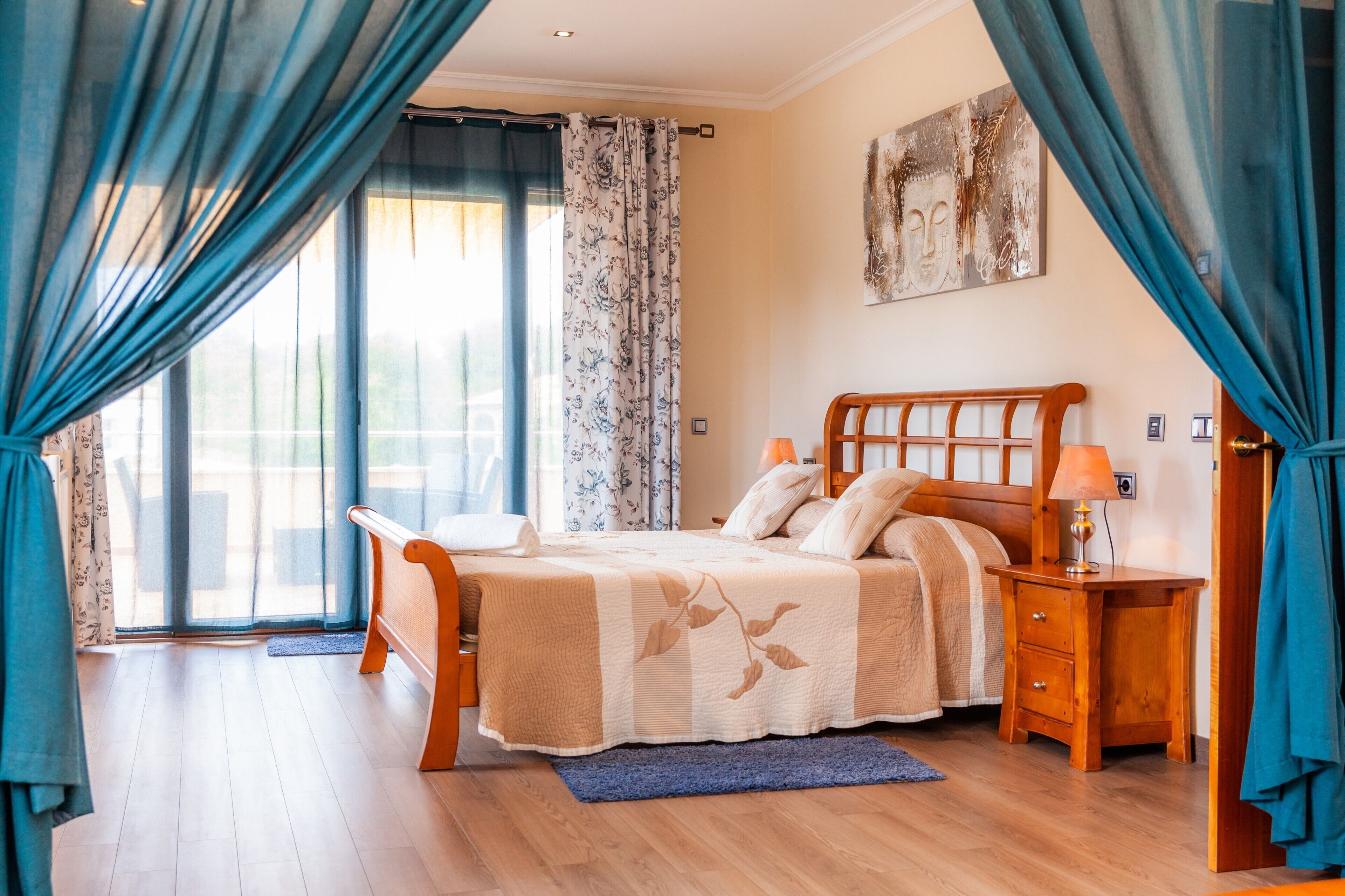 4 Schlafzimmer, Bügeleisen/Bügelbrett, kostenloses WLAN, Bettwäsche