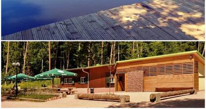 Ferienloft Ottos Werkstatt mit Saunafass & Garten