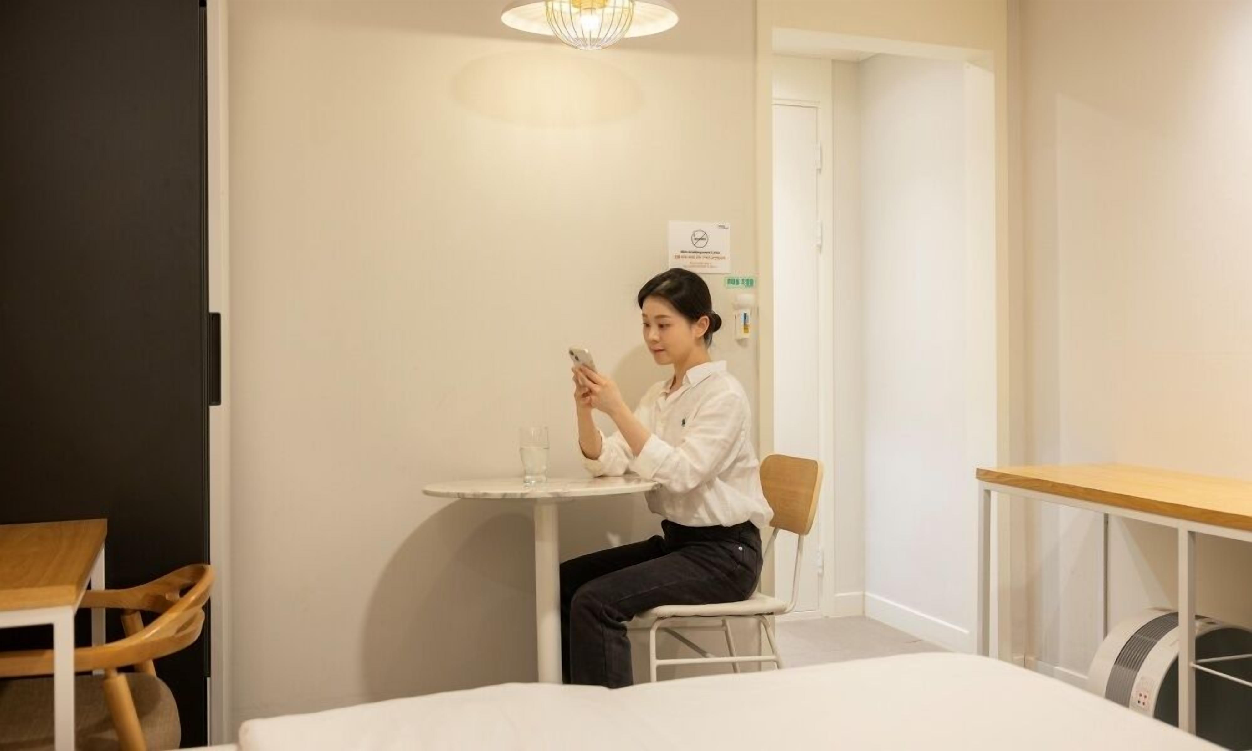 스튜디오 | 각각 다른 스타일  의 인테리어, 각각 다르게 가구 비치, 무료 WiFi, 침대 시트